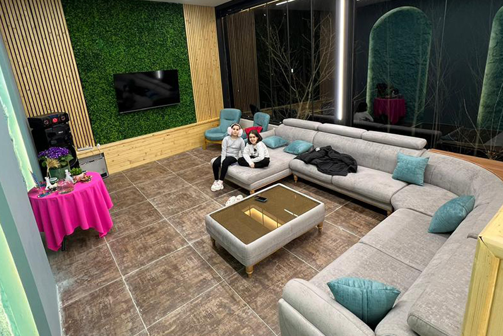 room1